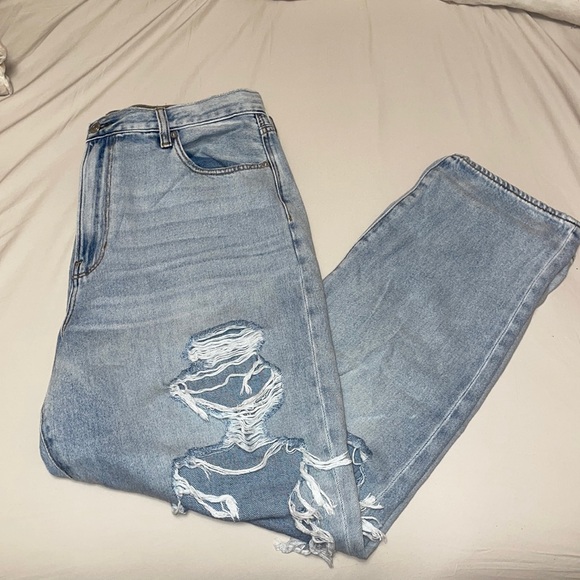 American Eagle mom jeans - Picture 1 of 4